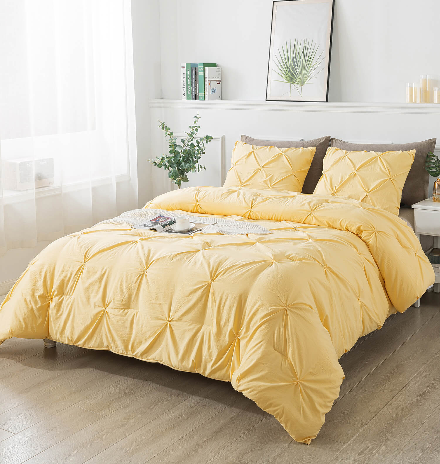 Yellow Pinch Pleat Comforter Set - TanNicoor