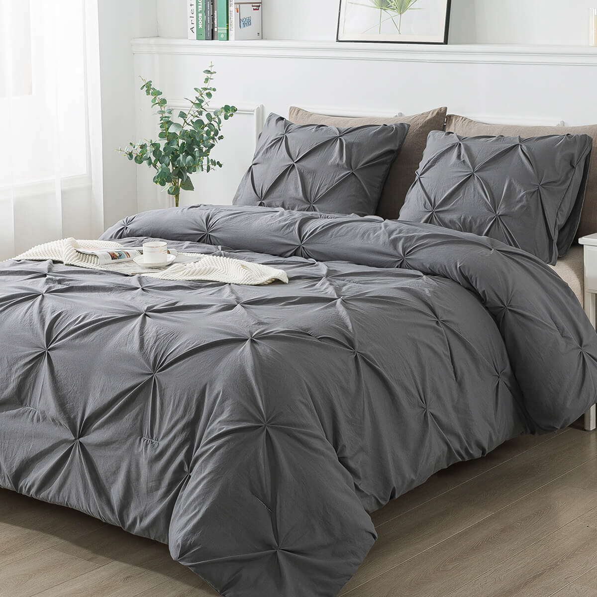 Grey Pinch Pleated Comforter Set - TanNicoor