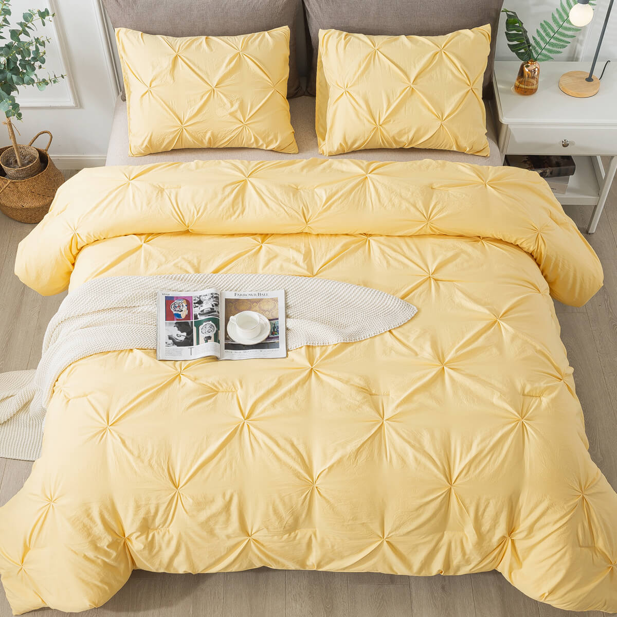 Yellow Pinch Pleat Comforter Set - TanNicoor